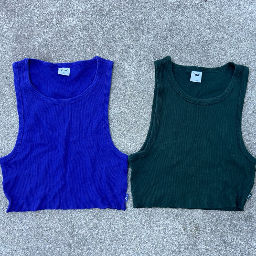 TNA ribbed cropped racer tank
